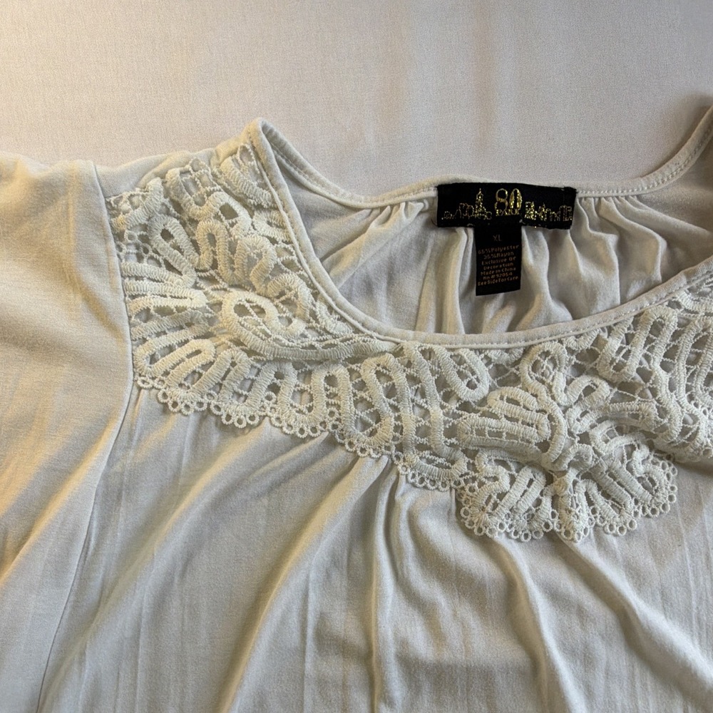 80 Park Women's White Solid Lace Yoke Round Neck Cap Sleeve Blouse XL